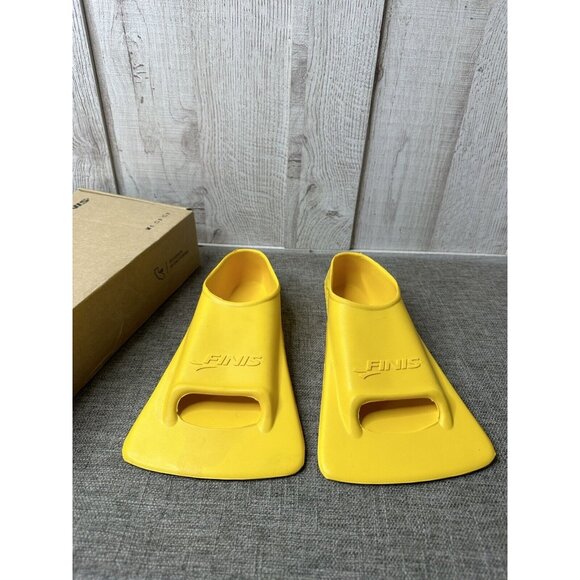 Adult FINIS Zoomers Gold Training Swim Fins Size C Men 3.5-5 Women 4.5-6 - Picture 5 of 8